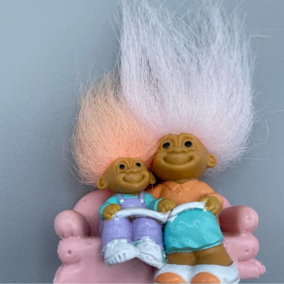 Russ Miniature Troll Doll Grandma & me Reading a Book 2” Family Gift Collectable - Picture 1 of 6